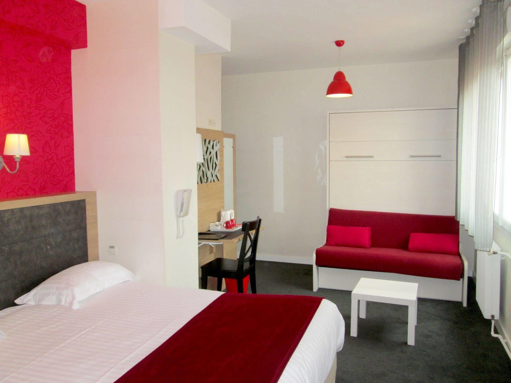 Hotel Calme Des Pins & Spa Les Sables-dʼOlonne Kültér fotó