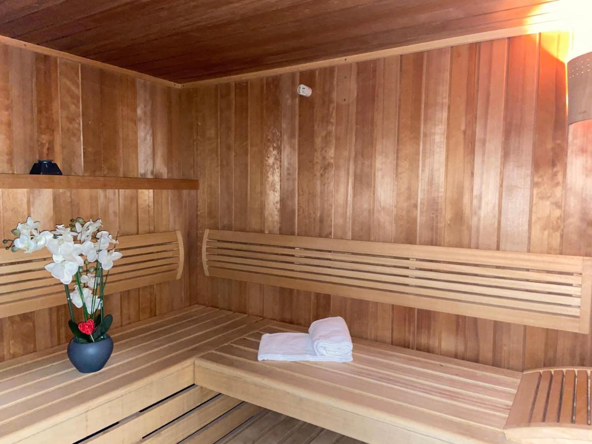 Hotel Calme Des Pins & Spa Les Sables-dʼOlonne Kültér fotó